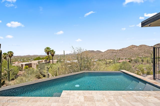 6135 Stagecoach Pass --, Cave Creek, AZ 85331