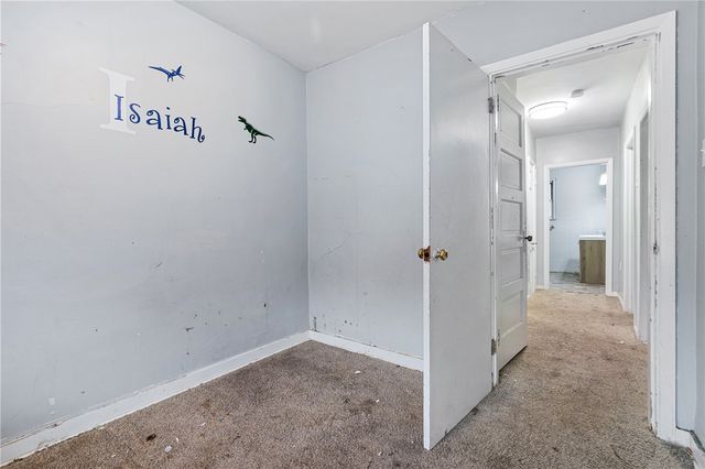 2218 Starkamp St, Brookline, PA 15226