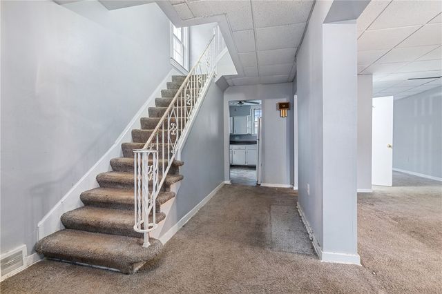 2218 Starkamp St, Brookline, PA 15226