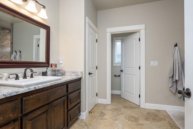 936 Arrowhead Trail, Eagle Point, OR 97524