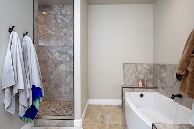 936 Arrowhead Trail, Eagle Point, OR 97524