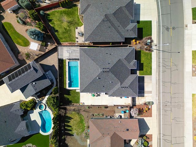 936 Arrowhead Trail, Eagle Point, OR 97524