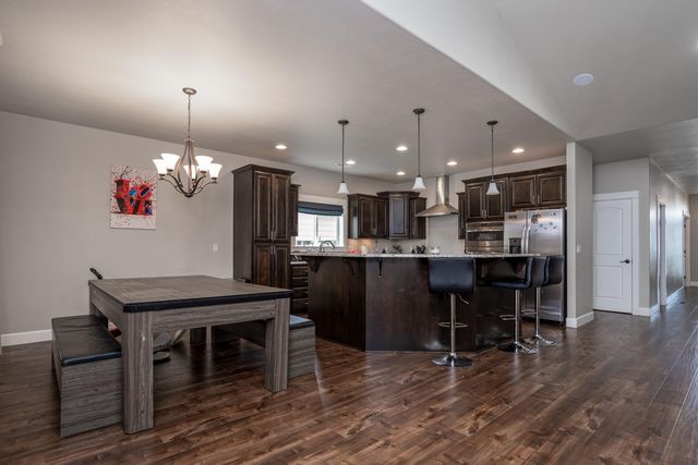 936 Arrowhead Trail, Eagle Point, OR 97524