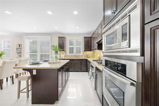 205 Summit, Lake Forest, CA 92630