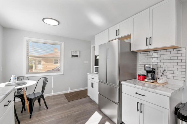 1201 REDWOOD DRIVE, Green Bay, WI 54304