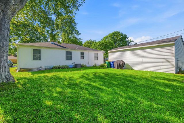 1201 REDWOOD DRIVE, Green Bay, WI 54304