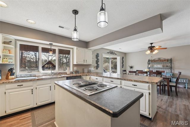 4450 Lower Zufall, De Soto, MO 63020