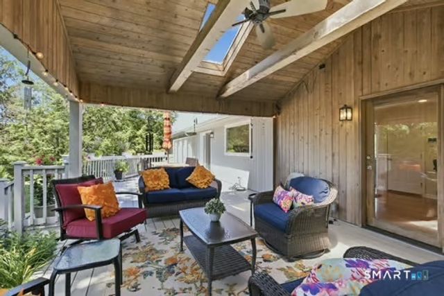 74 Briarwood Drive, Manchester, CT 06040