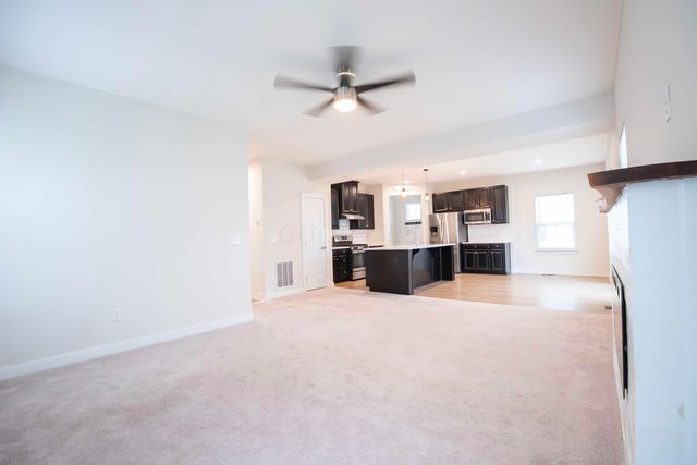 225 Messenger Way, Lewis Center, OH 43035