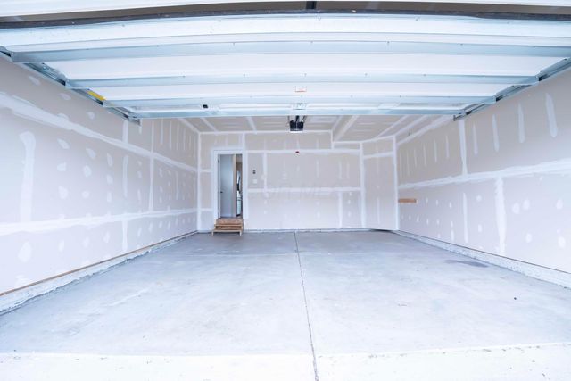 225 Messenger Way, Lewis Center, OH 43035