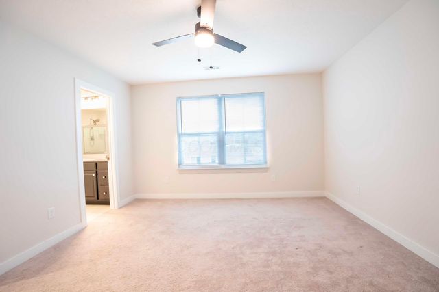 225 Messenger Way, Lewis Center, OH 43035