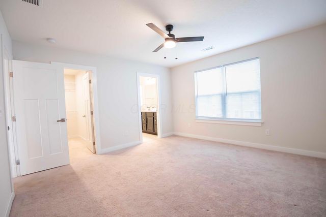 225 Messenger Way, Lewis Center, OH 43035