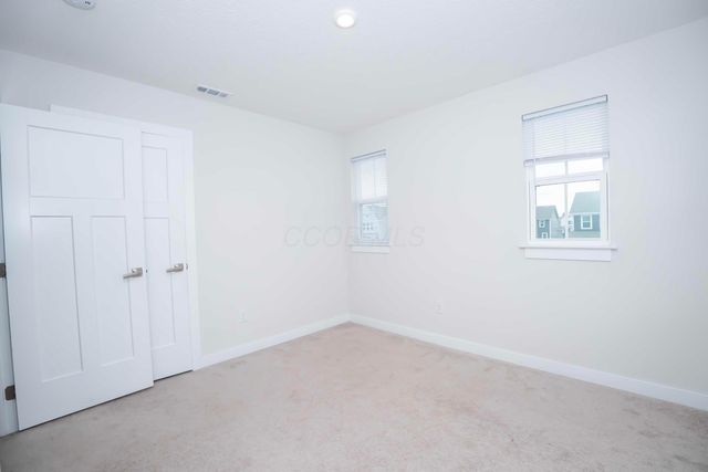 225 Messenger Way, Lewis Center, OH 43035