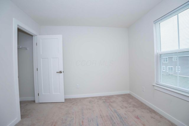 225 Messenger Way, Lewis Center, OH 43035