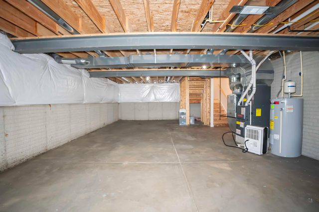 225 Messenger Way, Lewis Center, OH 43035