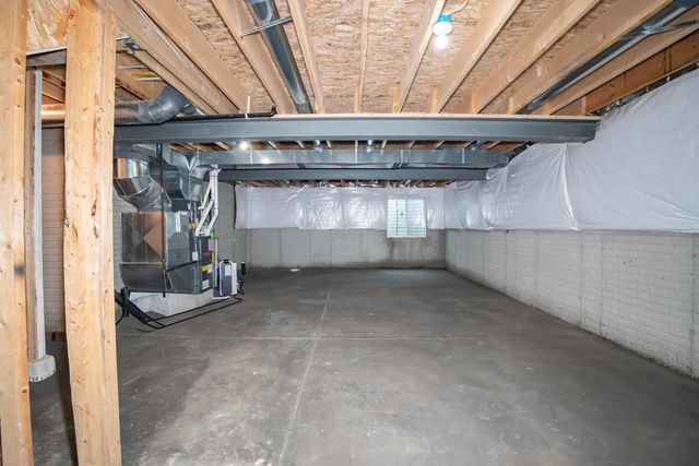 225 Messenger Way, Lewis Center, OH 43035