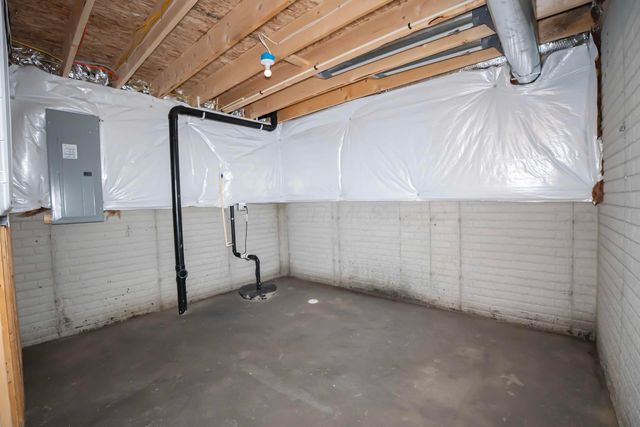 225 Messenger Way, Lewis Center, OH 43035