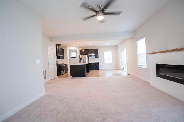 225 Messenger Way, Lewis Center, OH 43035