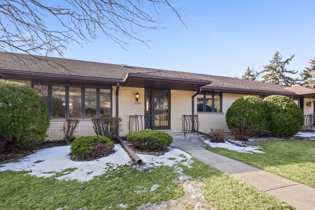 15607 Petunia Court 29, Orland Park, IL 60462