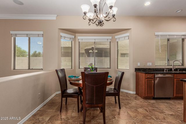 2453 E EBONY Drive, Chandler, AZ 85286