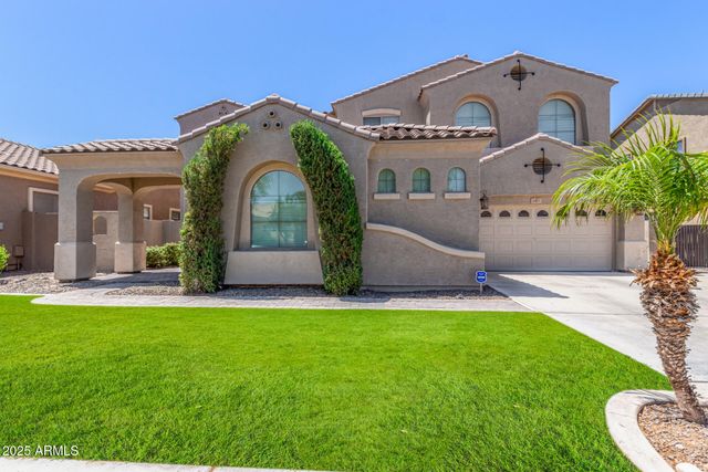 2453 E EBONY Drive, Chandler, AZ 85286