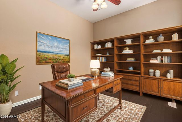 2453 E EBONY Drive, Chandler, AZ 85286