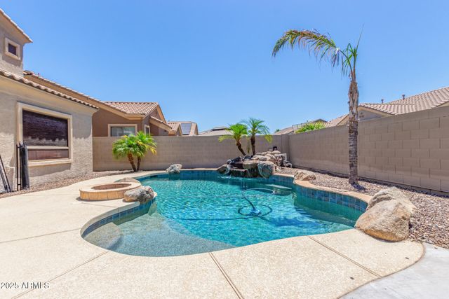 2453 E EBONY Drive, Chandler, AZ 85286