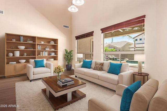 2453 E EBONY Drive, Chandler, AZ 85286