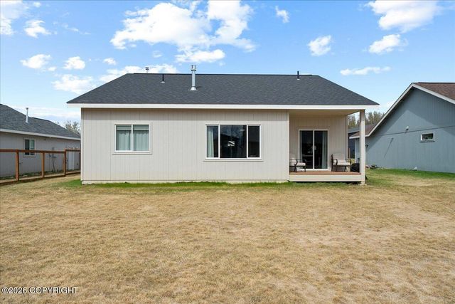 1043 E Mountain Peak Loop, Palmer, AK 99645