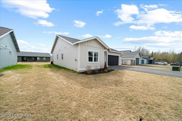 1043 E Mountain Peak Loop, Palmer, AK 99645