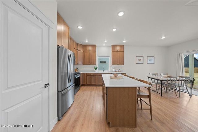 1043 E Mountain Peak Loop, Palmer, AK 99645