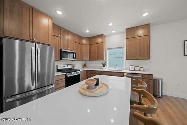 1043 E Mountain Peak Loop, Palmer, AK 99645