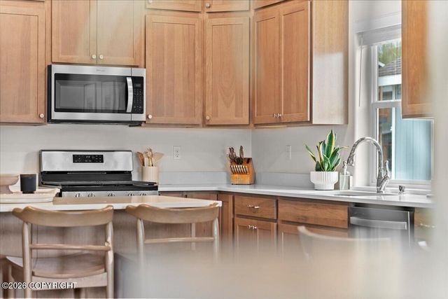 1043 E Mountain Peak Loop, Palmer, AK 99645