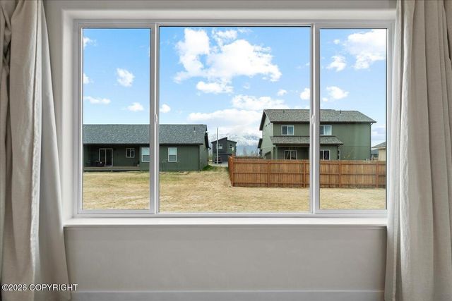 1043 E Mountain Peak Loop, Palmer, AK 99645
