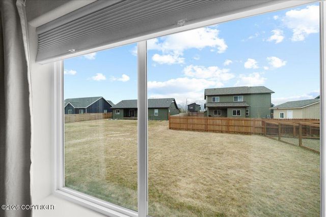 1043 E Mountain Peak Loop, Palmer, AK 99645