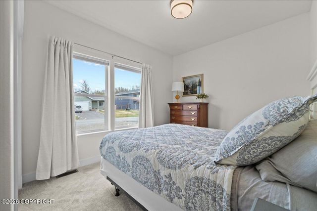 1043 E Mountain Peak Loop, Palmer, AK 99645