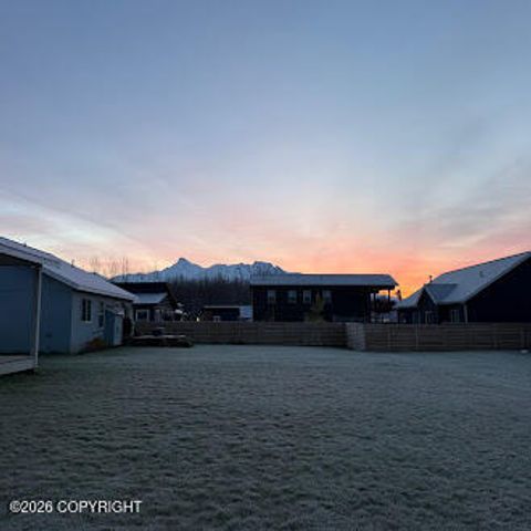 1043 E Mountain Peak Loop, Palmer, AK 99645