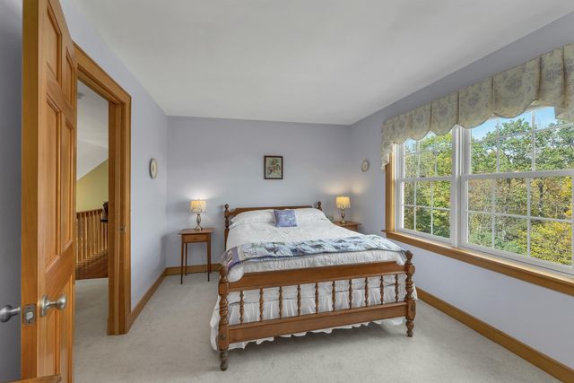 15 County Road, Alton, NH 03810