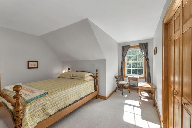 15 County Road, Alton, NH 03810