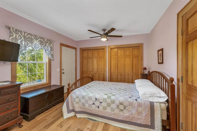 15 County Road, Alton, NH 03810