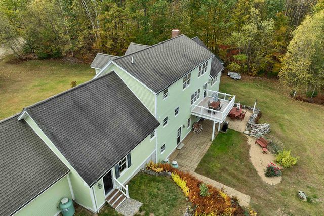 15 County Road, Alton, NH 03810