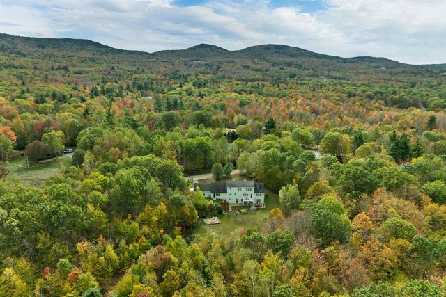 15 County Road, Alton, NH 03810