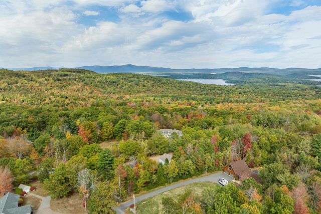 15 County Road, Alton, NH 03810