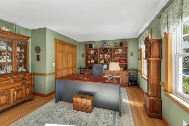 15 County Road, Alton, NH 03810