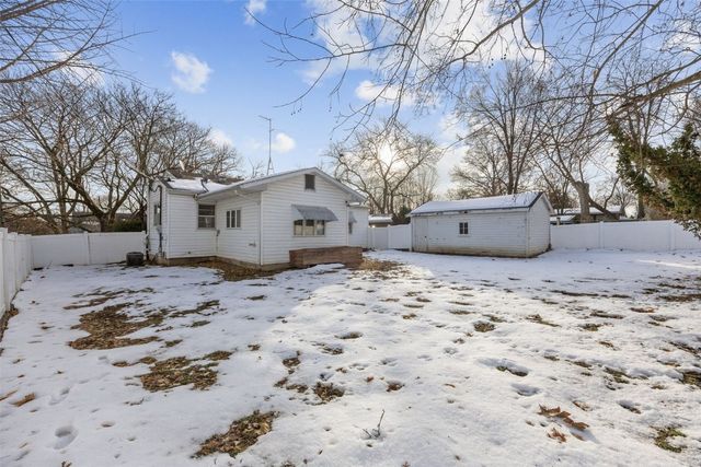 1305 Franklin Street, Iowa City, IA 52240