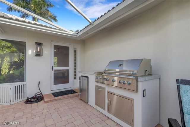 695 Regatta RD S, Naples, FL 34103