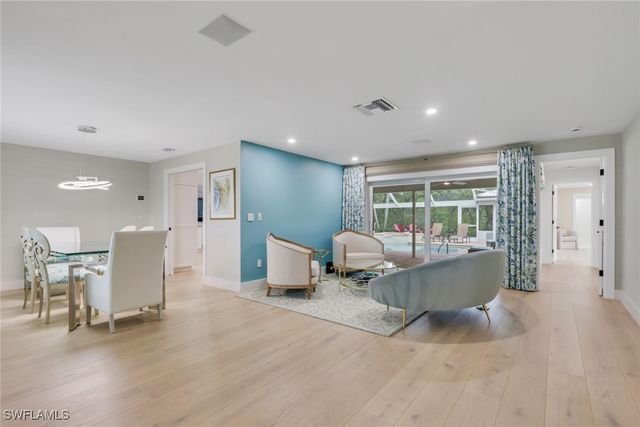 695 Regatta RD S, Naples, FL 34103