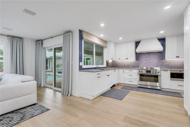 695 Regatta RD S, Naples, FL 34103