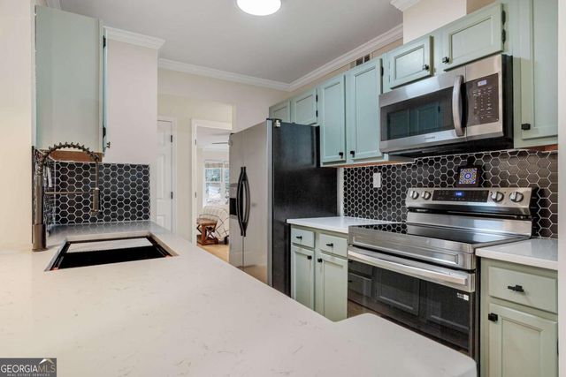 1105 Garden Court, Atlanta, GA 30328