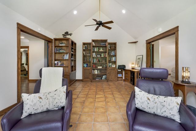 433 Grayson Dr, Nashville, TN 37205